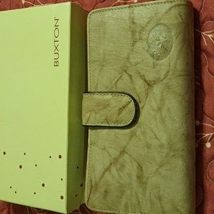 BNWT Buxton Genuine Leather Ladies Wallet